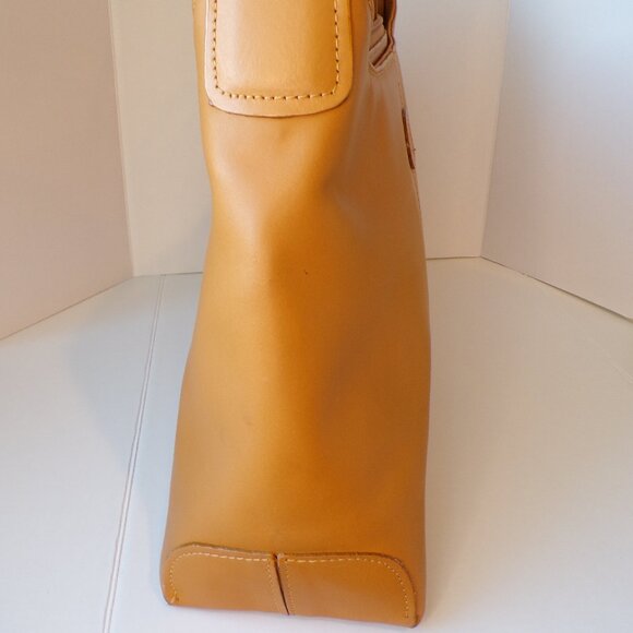 Tod's Leather Shoulder Handbag Purse Camel Color - Picture 10 of 15